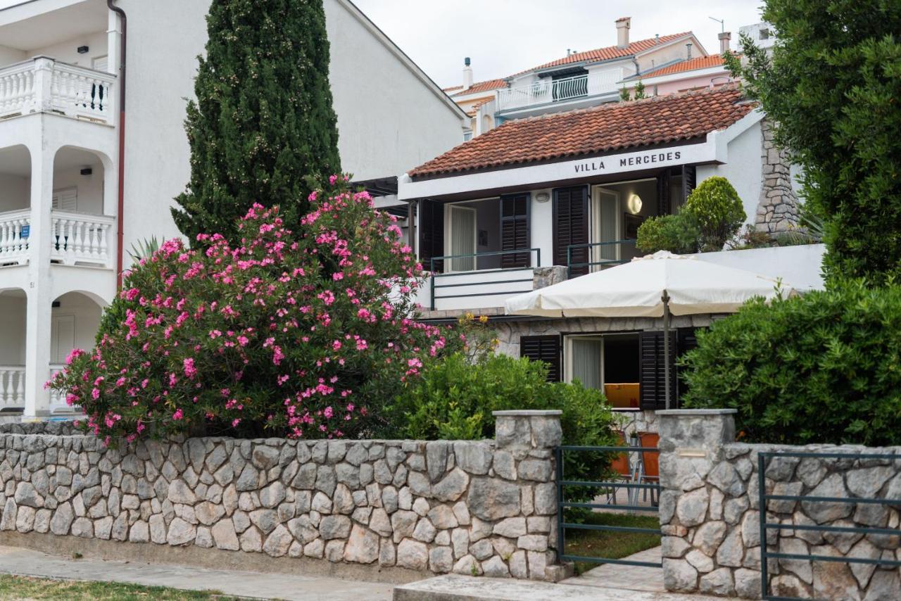 Villa Mercedes *