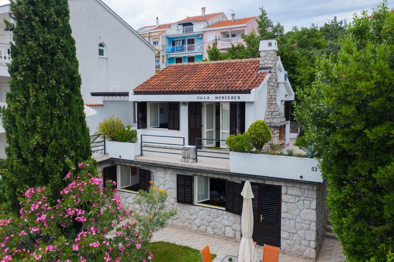 Villa Mercedes *