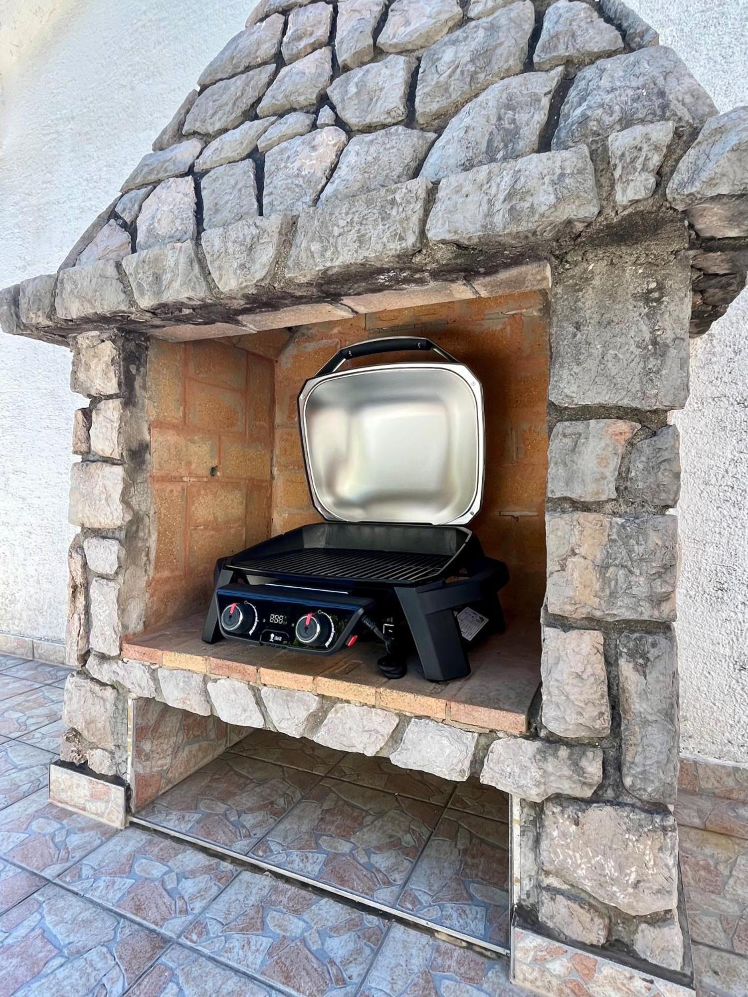 Mercedes Villa